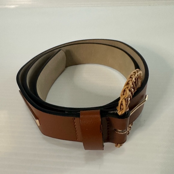 Ladies belt with ratan bukle by Steve Madden - Picture 3 of 7